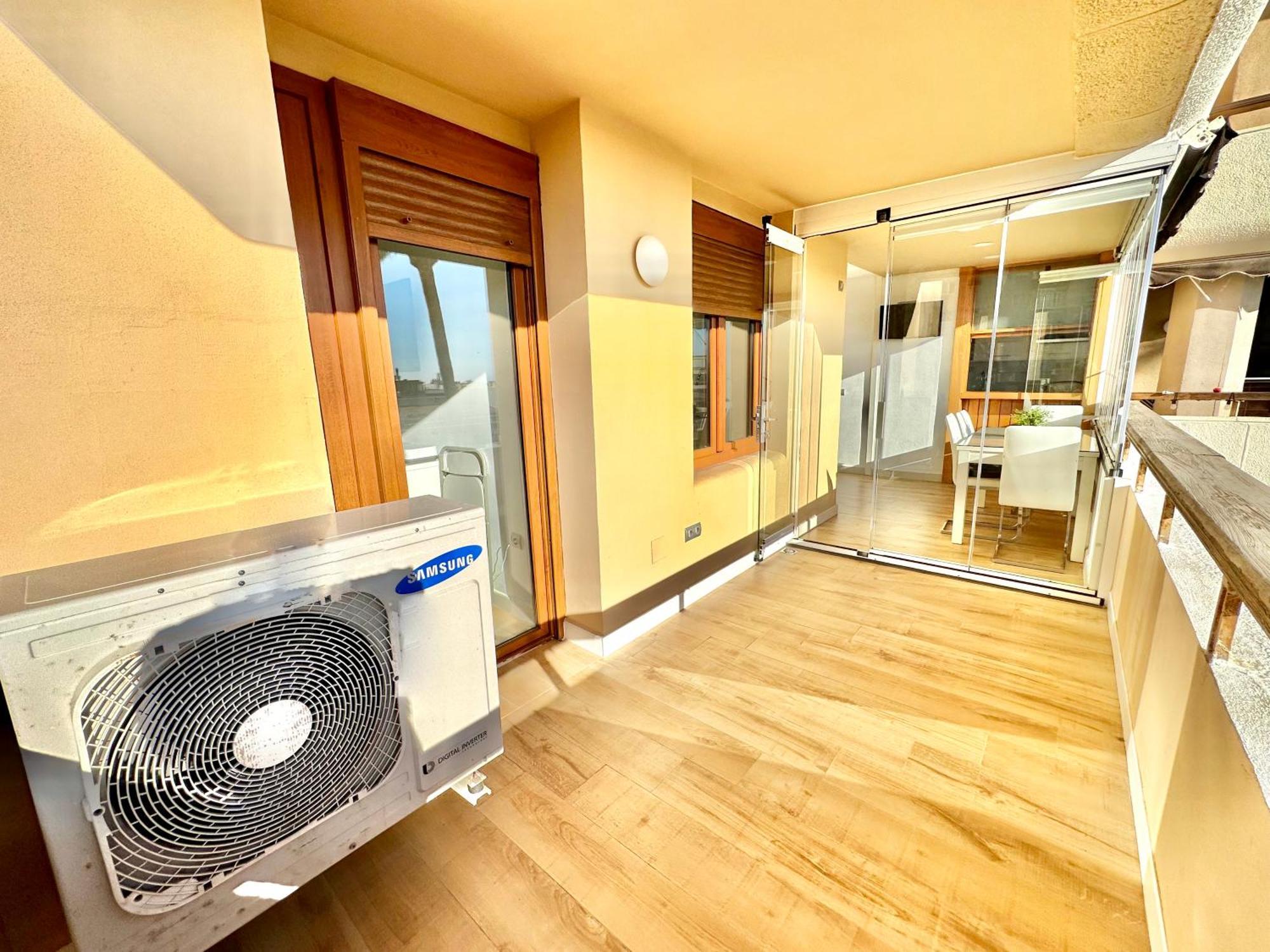 Gorgeous Apartment At The Sea In La Carihuela! Torremolinos Bagian luar foto