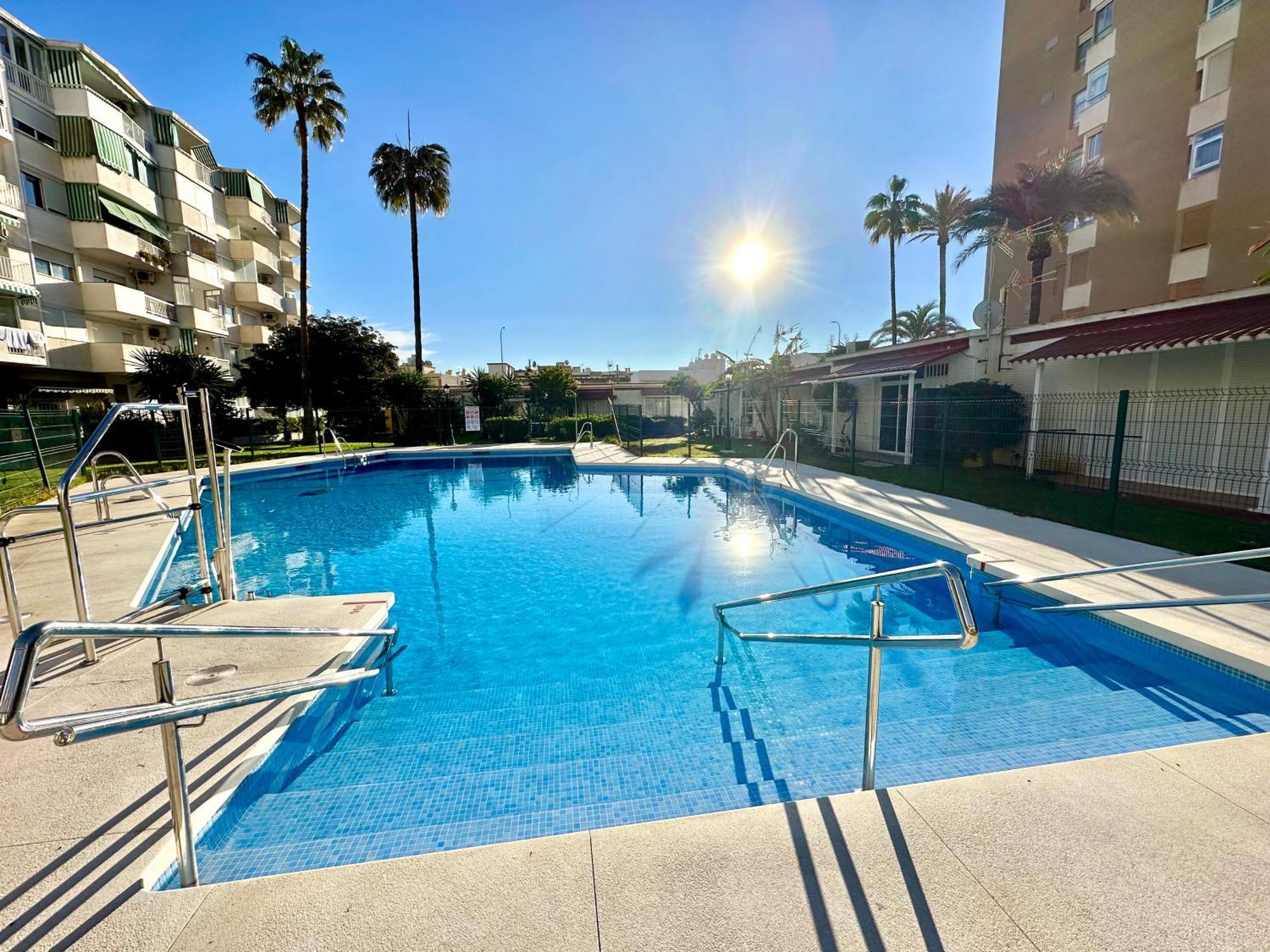 Gorgeous Apartment At The Sea In La Carihuela! Torremolinos Bagian luar foto