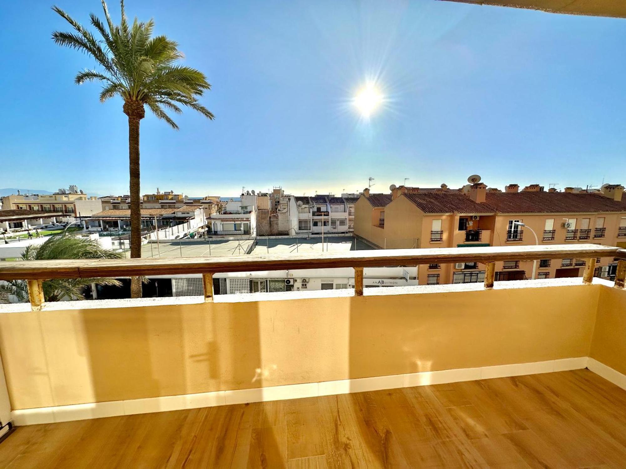 Gorgeous Apartment At The Sea In La Carihuela! Torremolinos Bagian luar foto