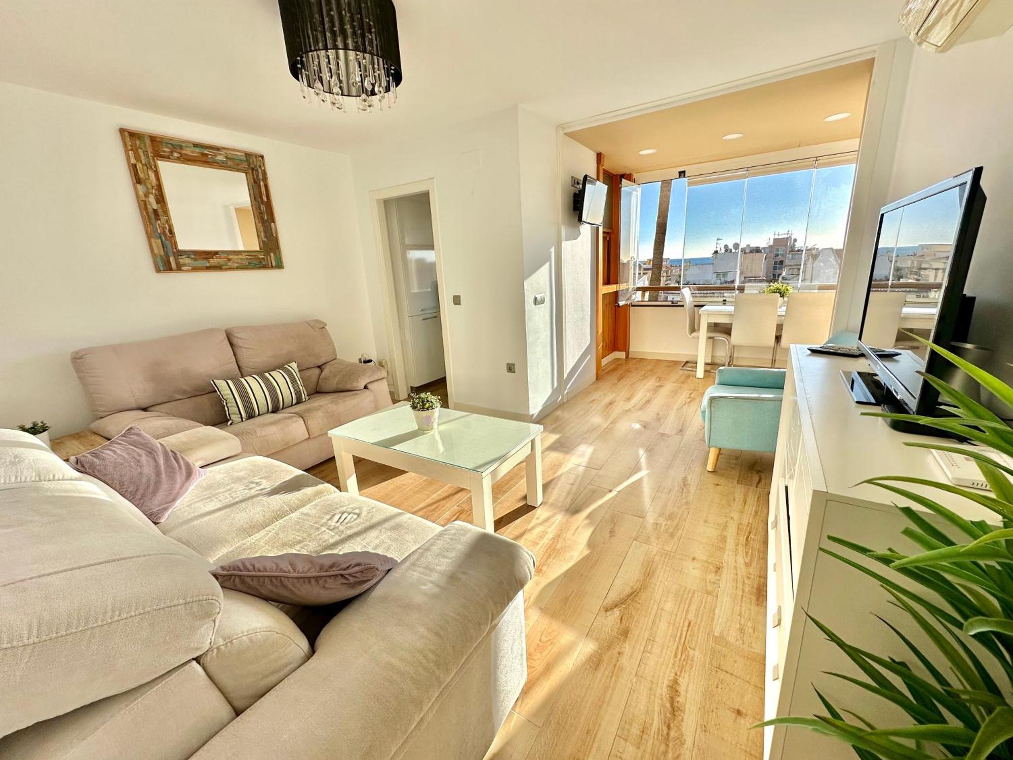 Gorgeous Apartment At The Sea In La Carihuela! Torremolinos Bagian luar foto