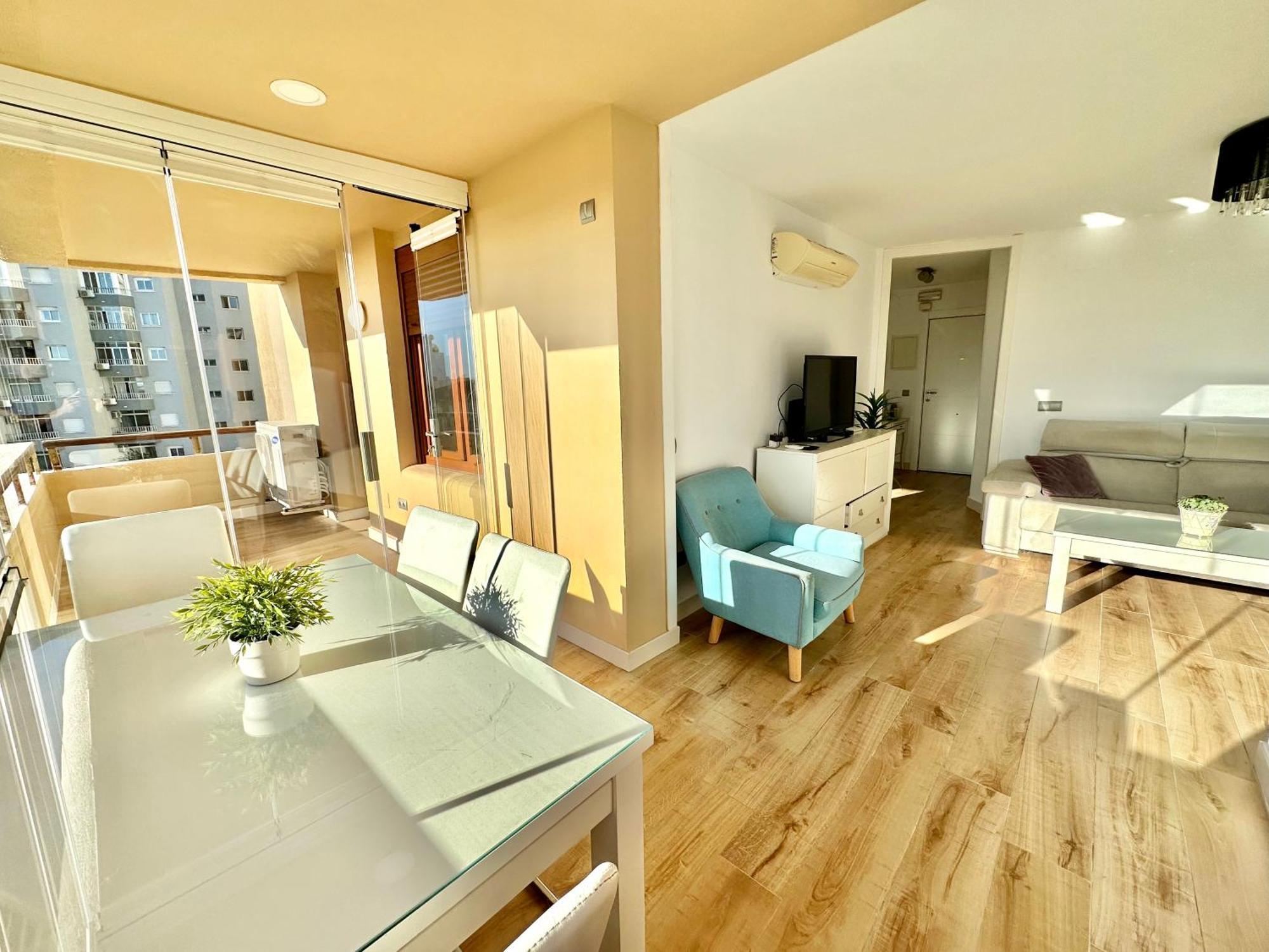 Gorgeous Apartment At The Sea In La Carihuela! Torremolinos Bagian luar foto