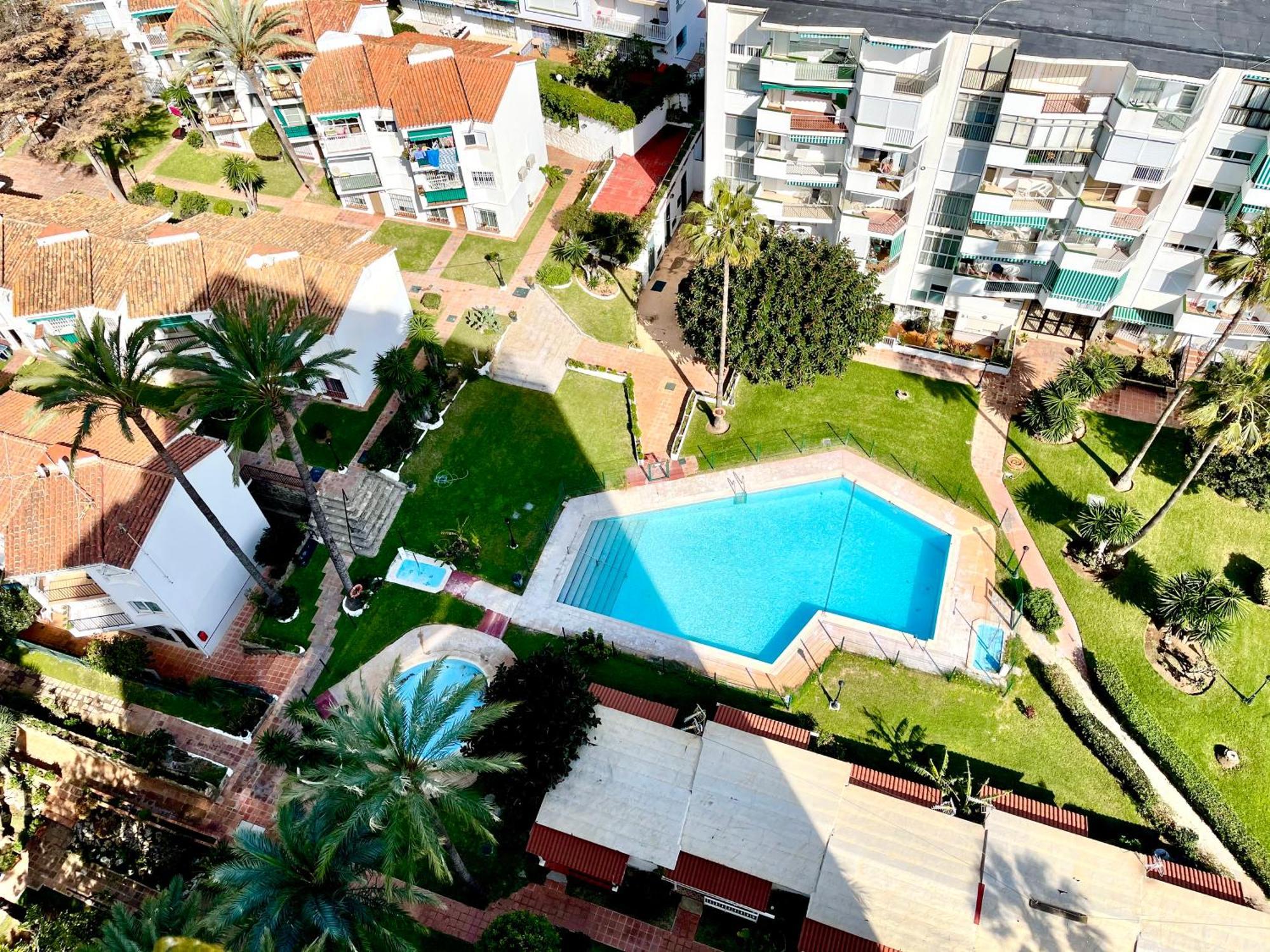 Gorgeous Apartment At The Sea In La Carihuela! Torremolinos Bagian luar foto